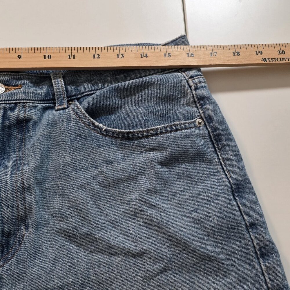 Uniqlo Blue Denim Short Women 32 Cotton Beach Hippie Cottage Casual Zip Fly Boho - Picture 5 of 14